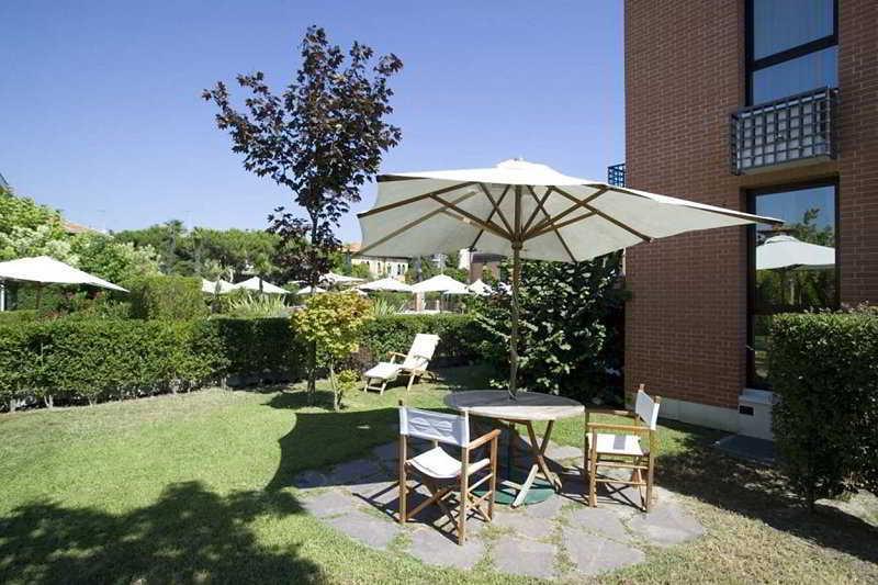 Marea Le Del Lido Resort