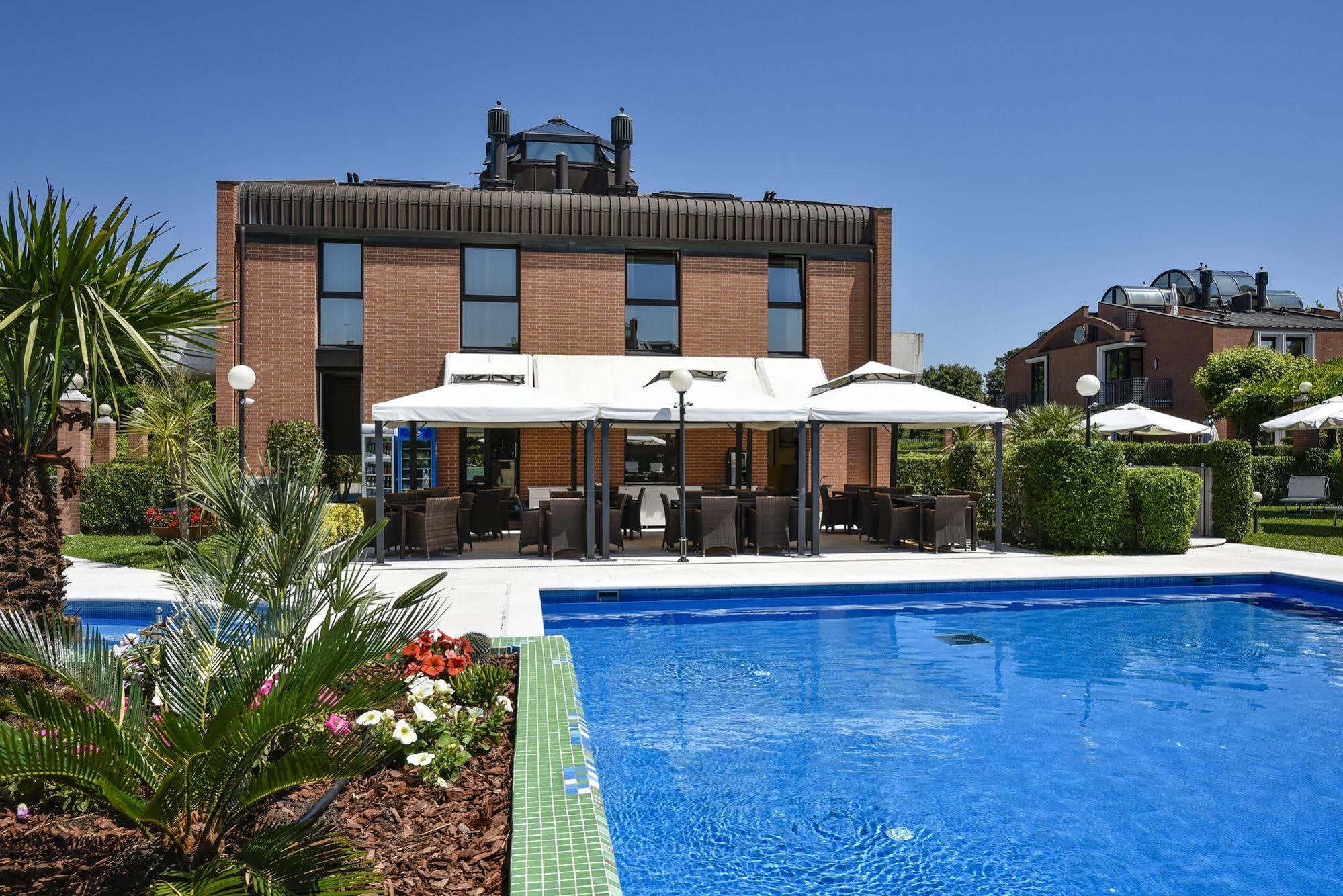 Resort Marea Le Del Lido 4*