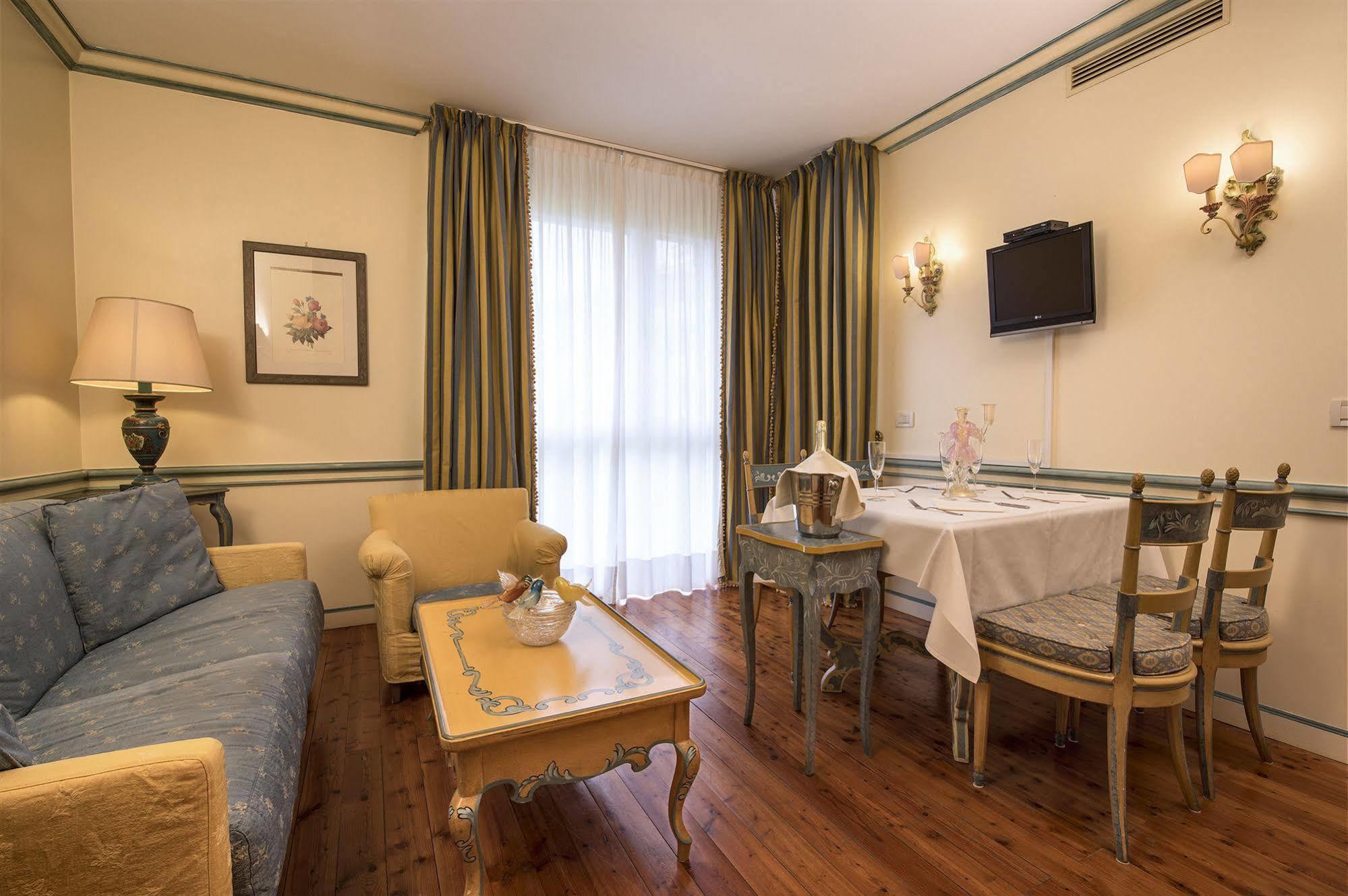 Db Le Del Lido Resort 4*